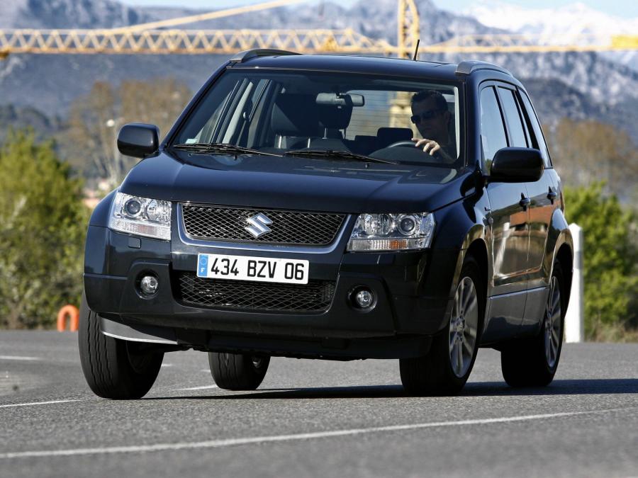  Suzuki Grand Vitara 5-Door 2005 года  (фото 6 из 18)